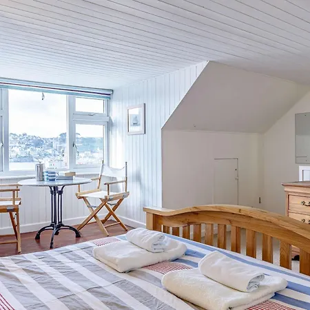 Vakantiehuis 4 Bed In Polruan Pc060
